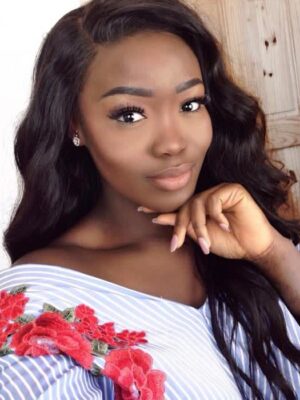 1B Natural Black Body Wavy Wig