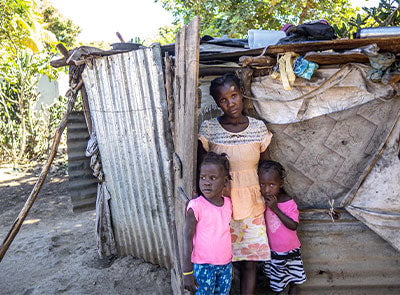 Image d'une famille en haiti pour un don